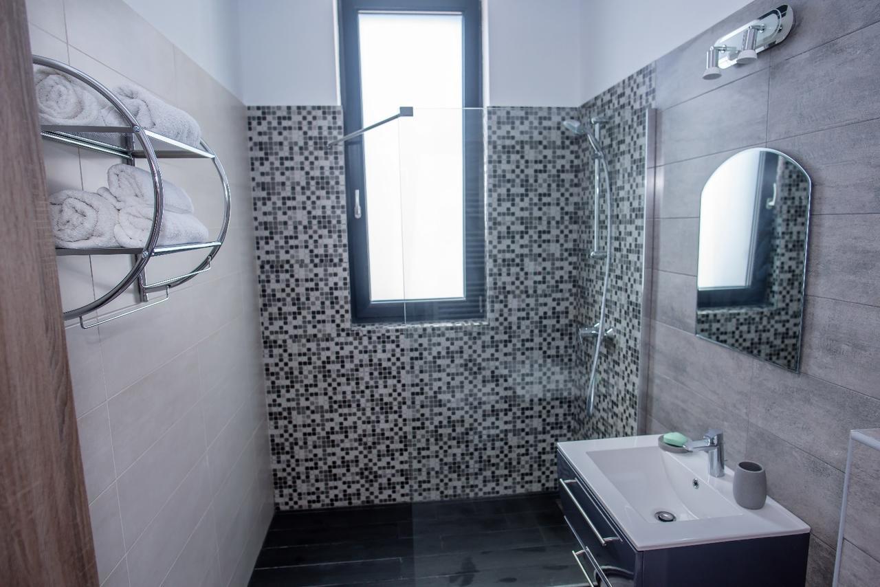 Constantinos Apartment Mamaia Nord Năvodari Exteriér fotografie